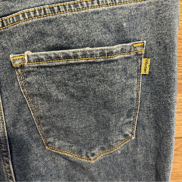 Jeans - Picture 7 of 9